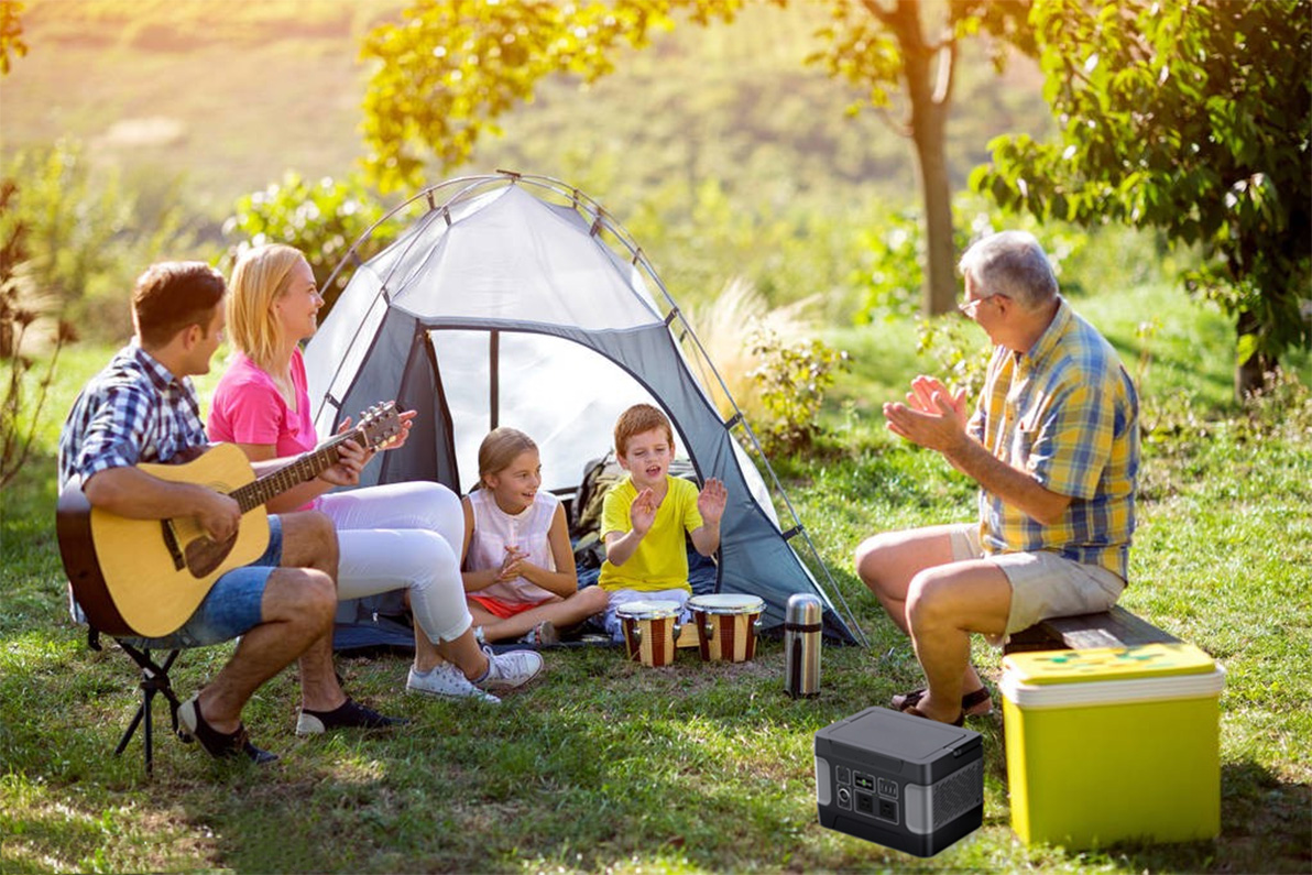 600W Heatproof Solar Generator Para sa Home Backup Power
