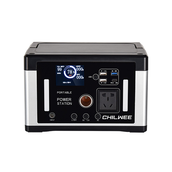 700W Smart Solar Generator Para sa Emergency Lighting Charging